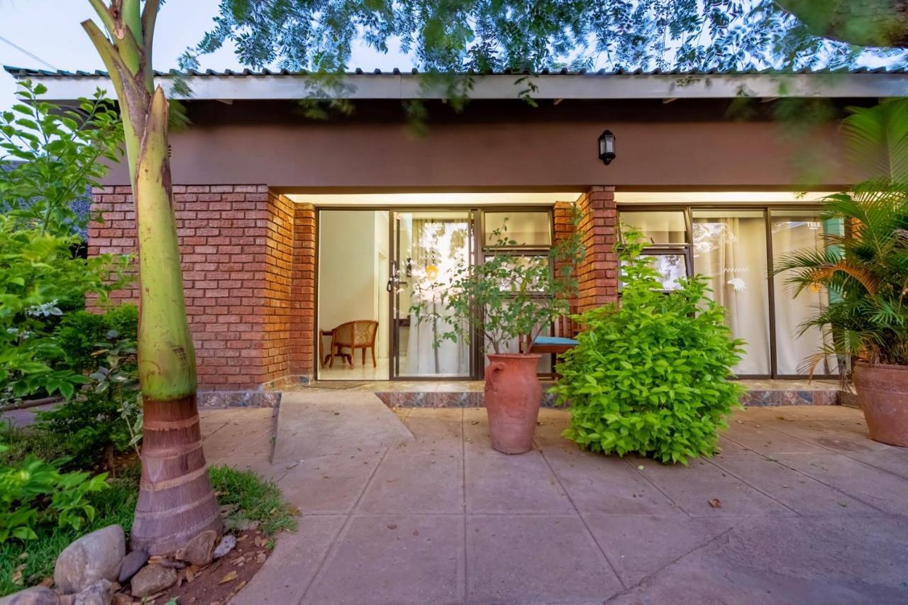 Dzimbahwe Guest Bed & Breakfast 3*